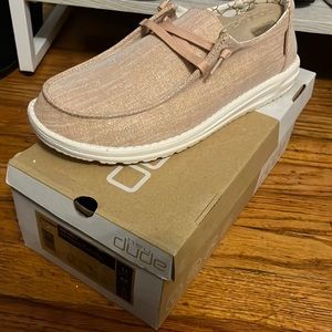 Hey dude size 11 nwt